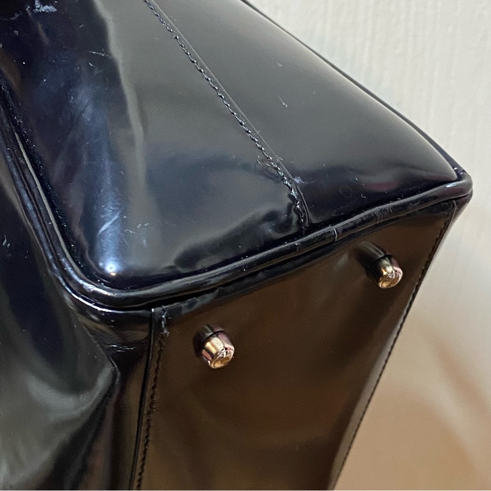 90s vtg Gucci x Tom Ford • Black Patent Leather Bowler w Strap - Picture 9 of 15